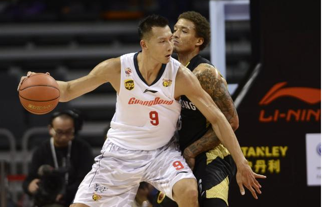 并延展到佩 并延展到佩