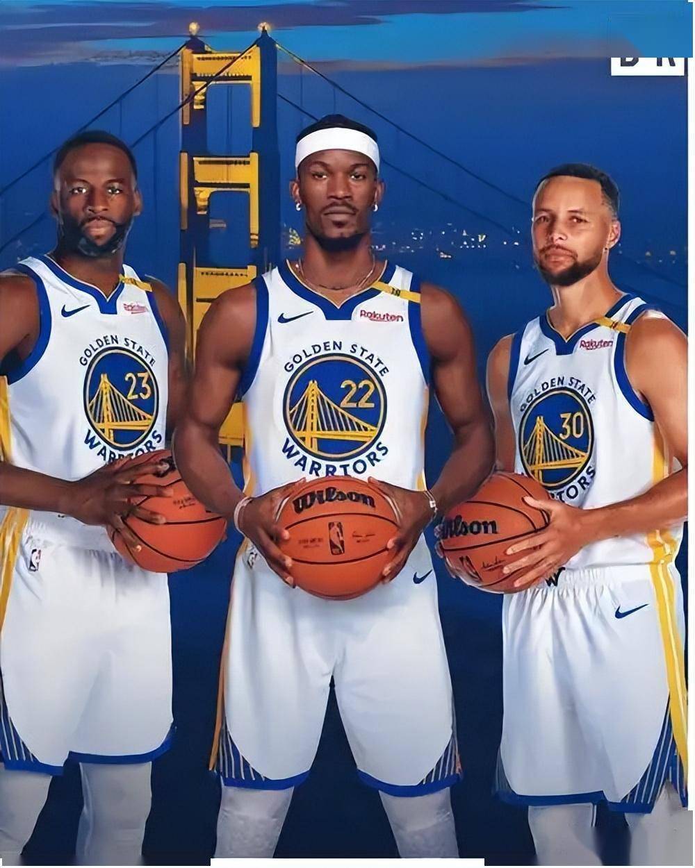 坚实的更衣 坚实的更衣