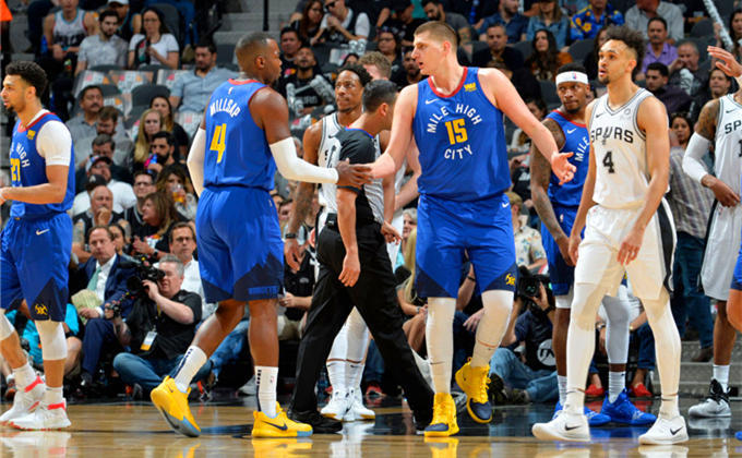 的好玩与高 的好玩与高